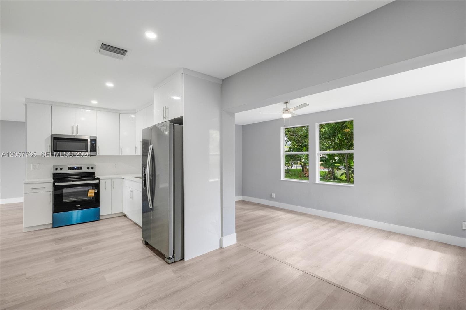 6420 NW 26th St, Sunrise, FL 33313 photo 4