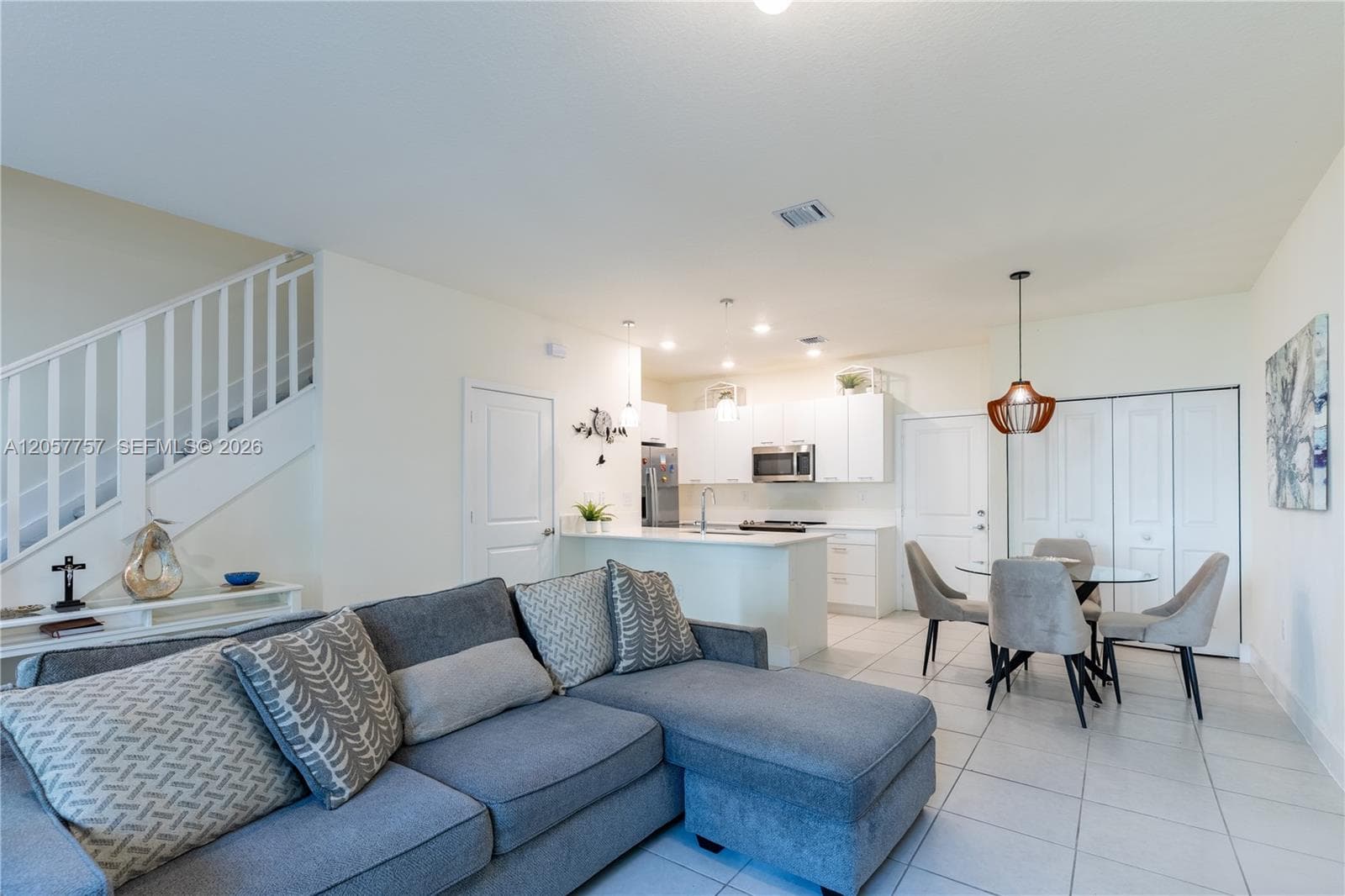 4623 NW 83rd Pkwy, Doral, FL 33166 photo 4