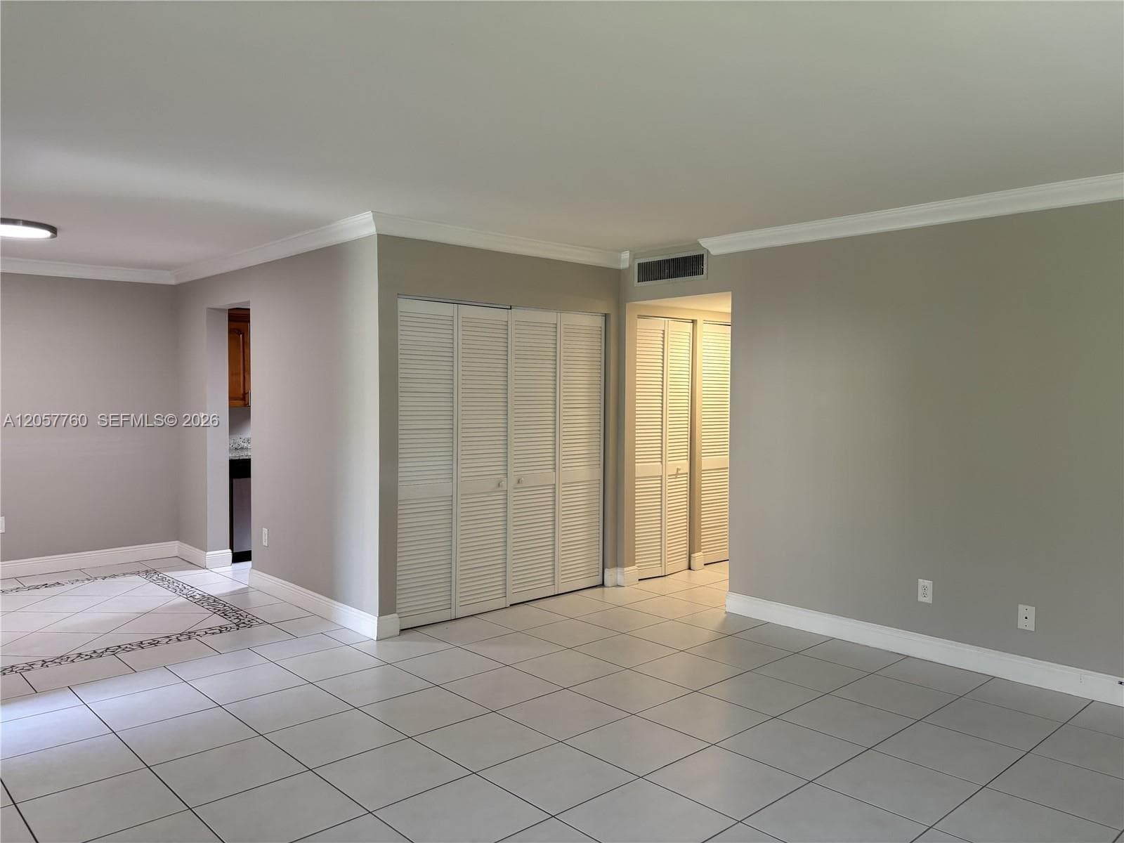 7965 SW 86th St # 105, Miami, FL 33143 photo 4