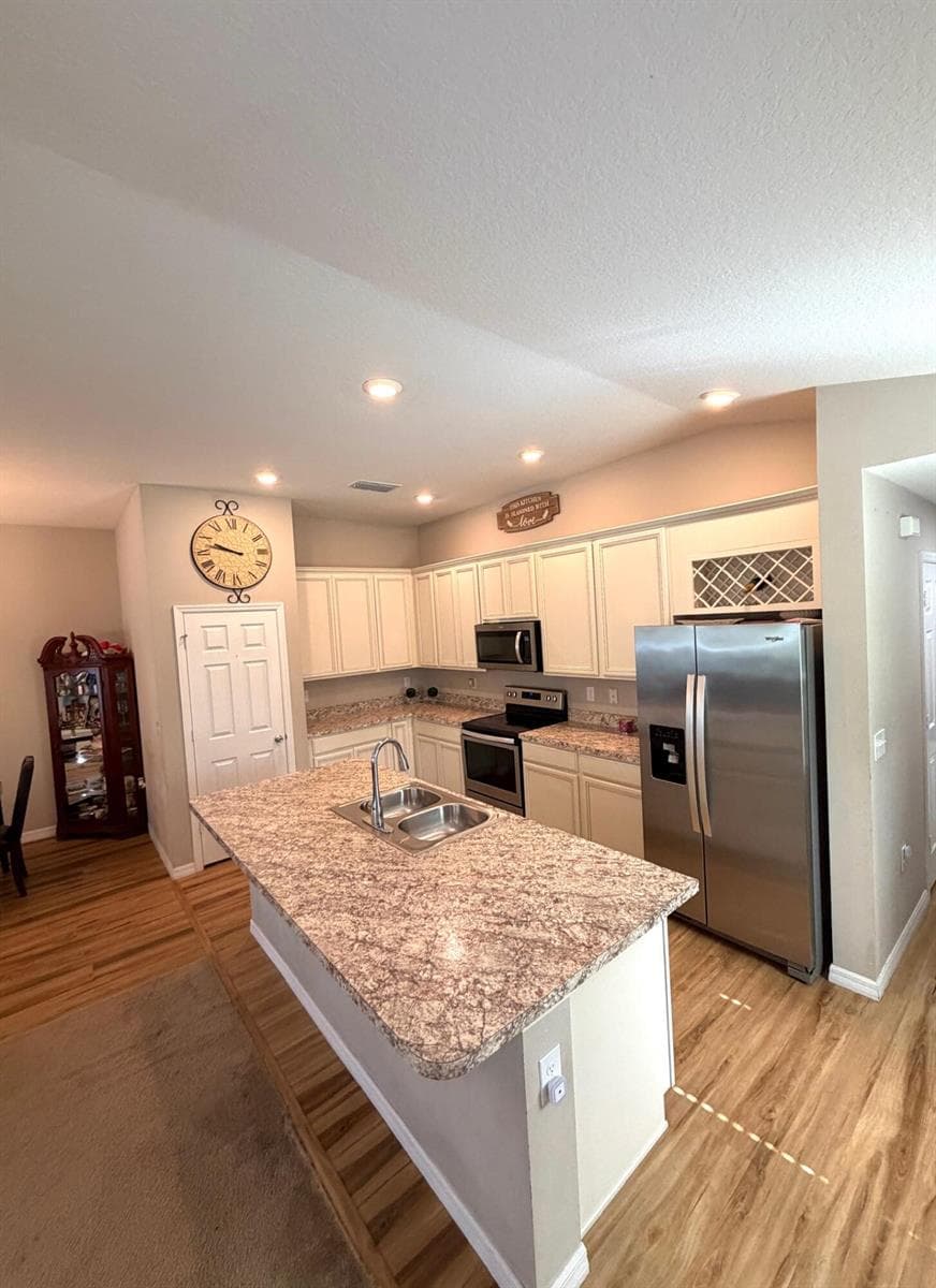 5670 NW Pine Trail Circle, Port St. Lucie, FL 34983 photo 2