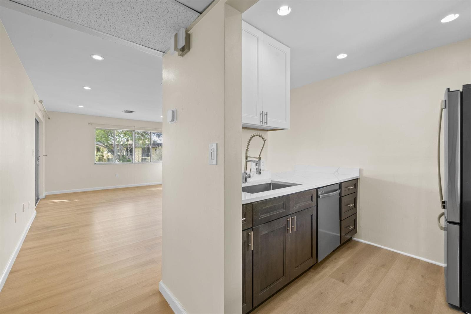 830 SW 9th Street Circle # 204, Boca Raton, FL 33486 photo 3