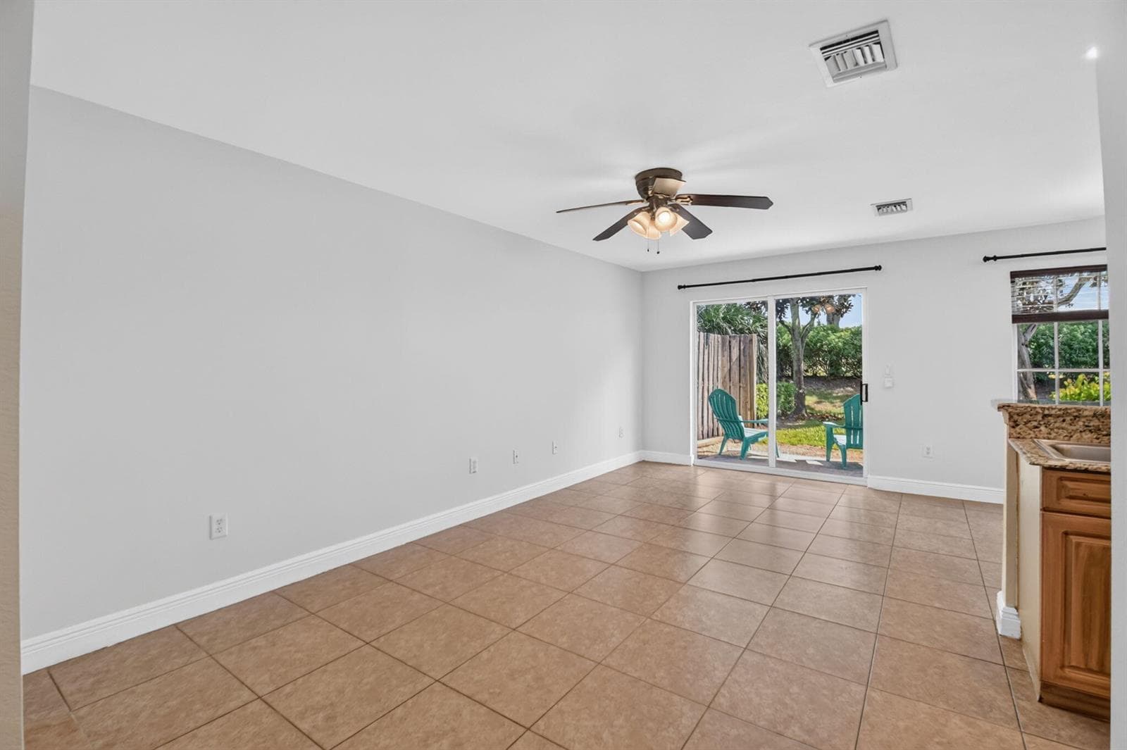 6691 Old Farm Trail, Boynton Beach, FL 33437 photo 4