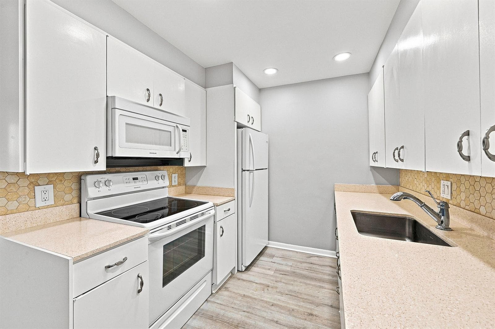 2404 ANTIGUA Circle # G4, Coconut Creek, FL 33066 photo 2