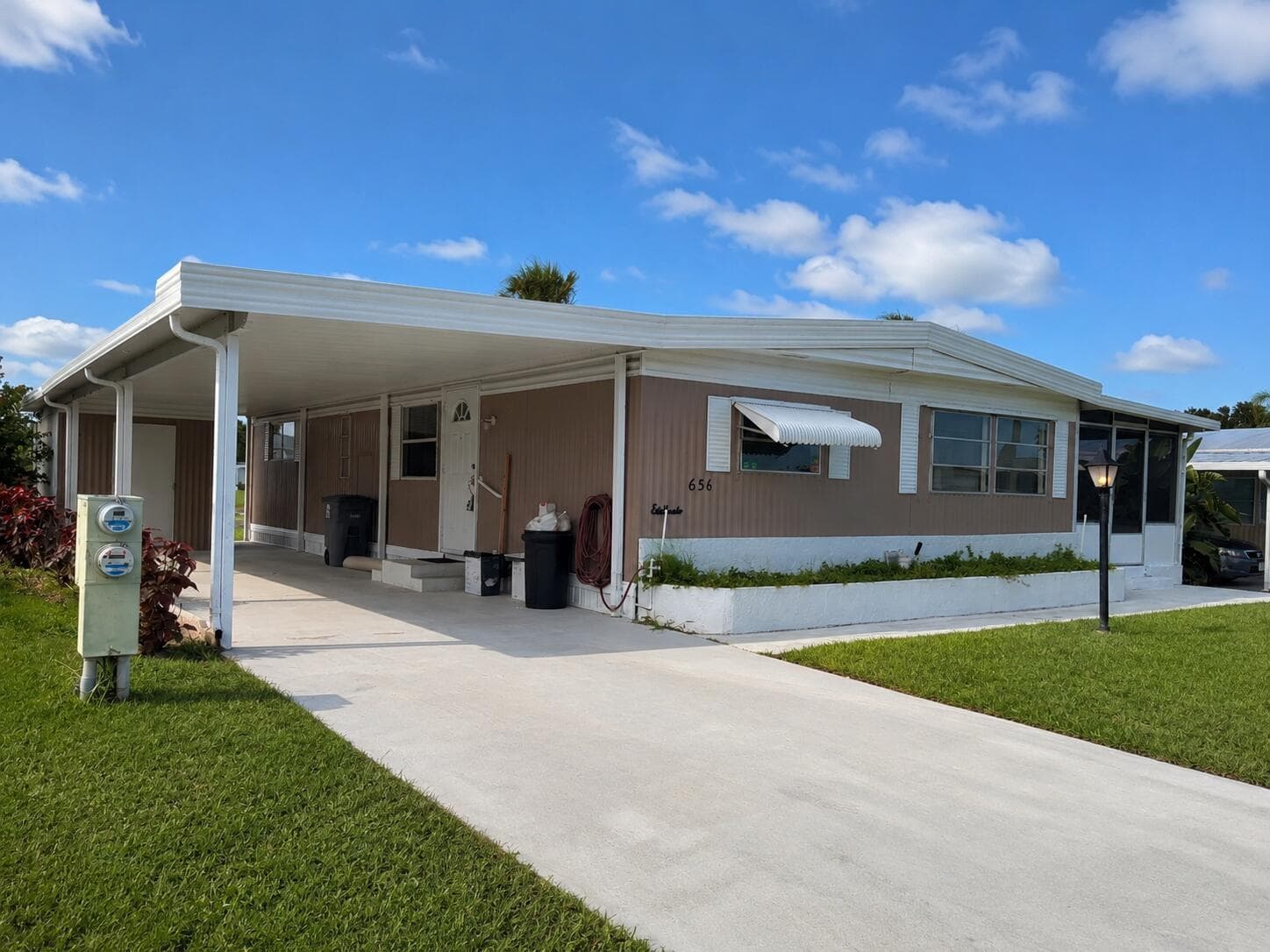 656 Sun Ray Court, Boynton Beach, FL 33436 photo 2