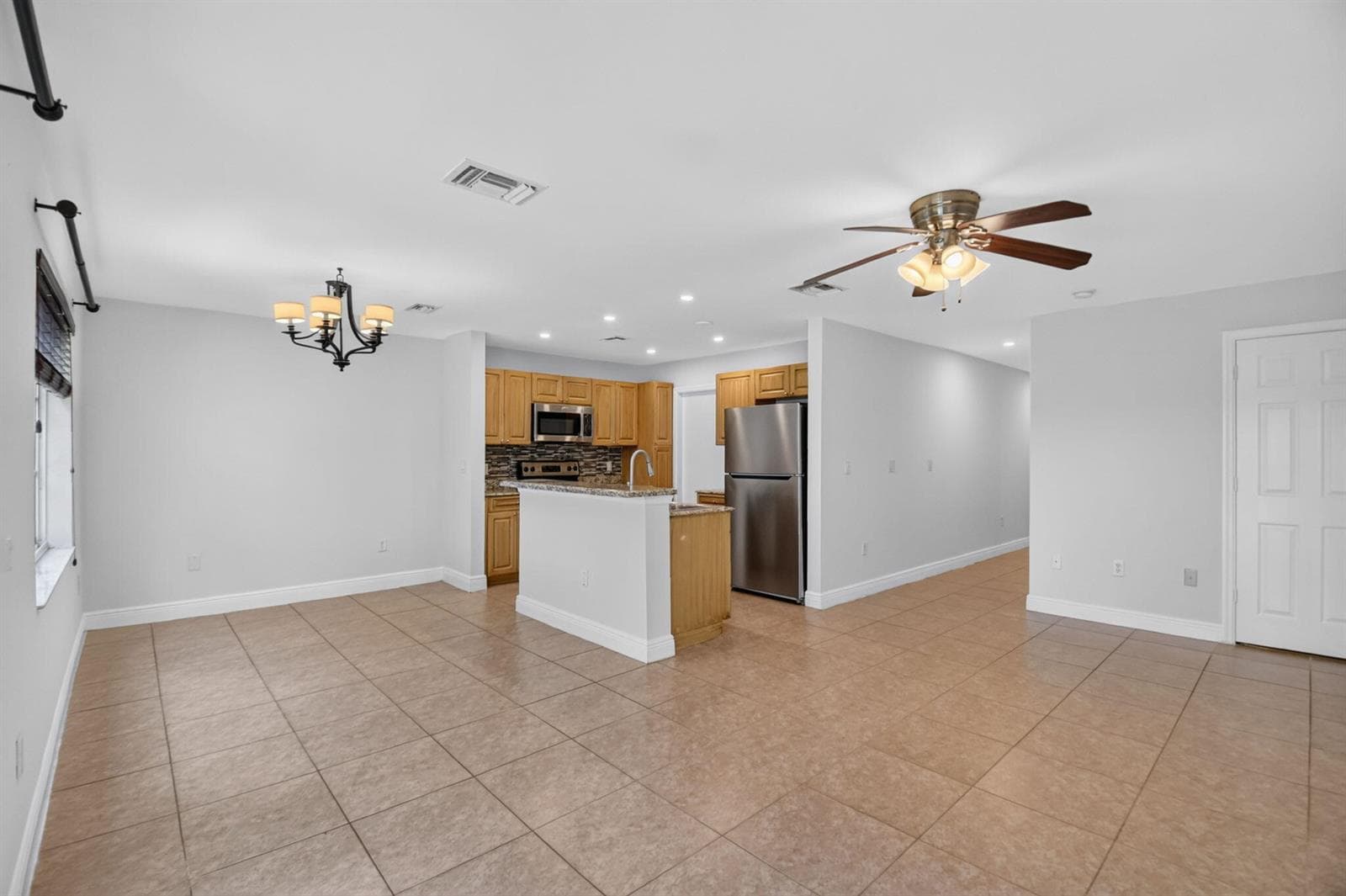 6691 Old Farm Trail, Boynton Beach, FL 33437 photo 5