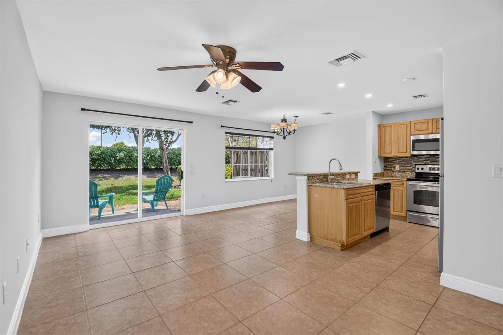 6691 Old Farm Trail, Boynton Beach, FL 33437 photo 4