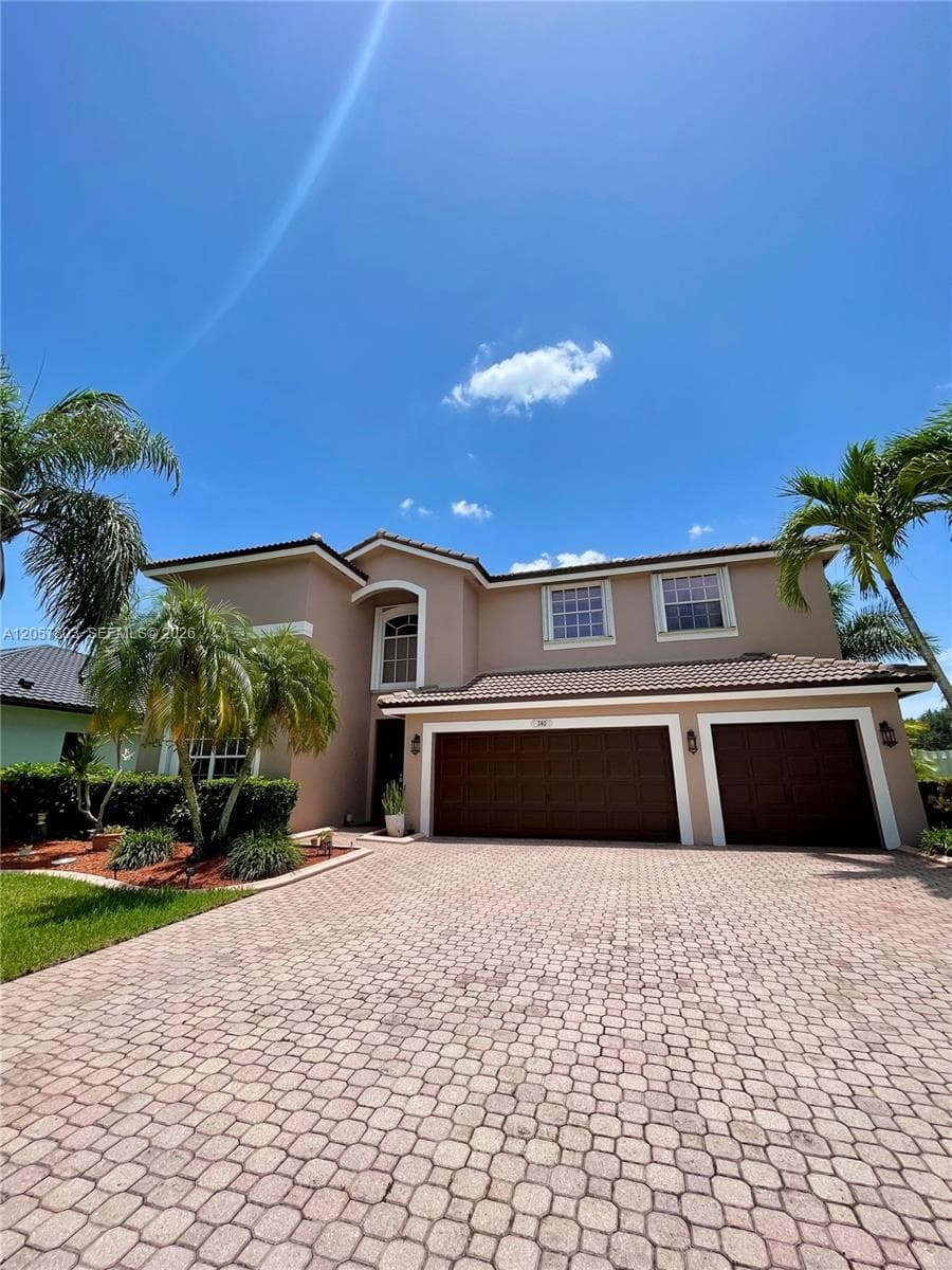 340 SW 167th Ave, Pembroke Pines, FL 33027 photo 2
