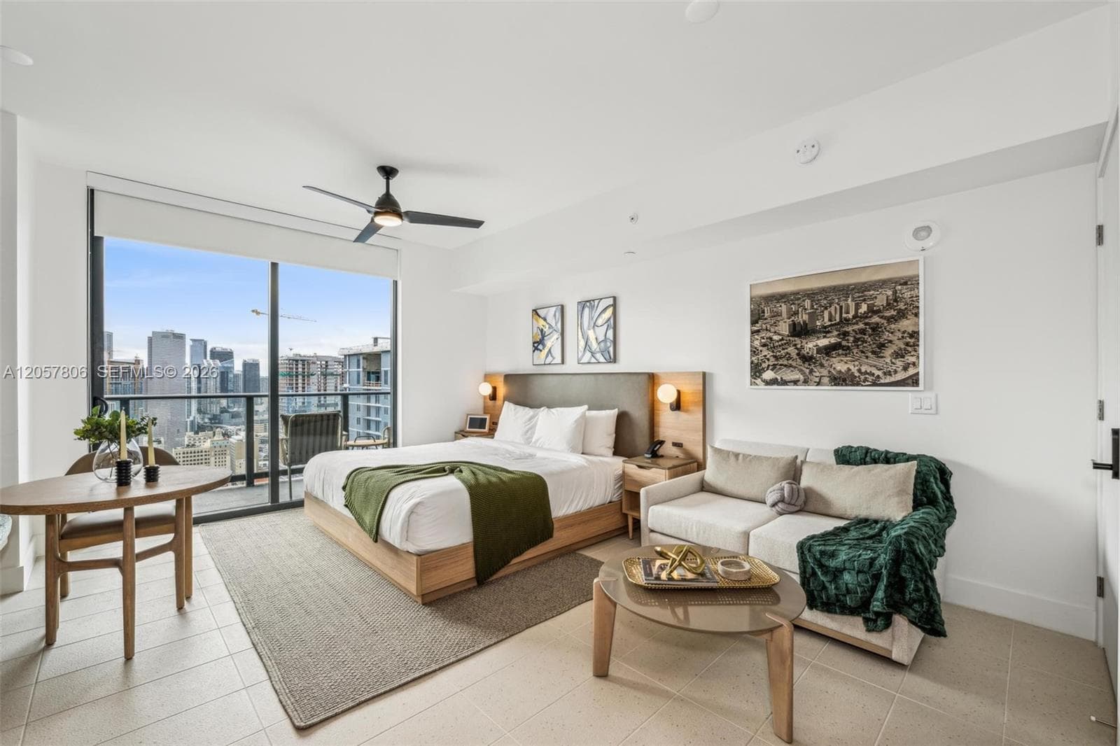 159 NE 6th St # 3312, Miami, FL 33132 photo 3