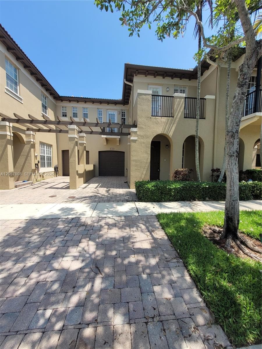 8707 Buckskin Mnr # 5-12, Davie, FL 33328 photo 2