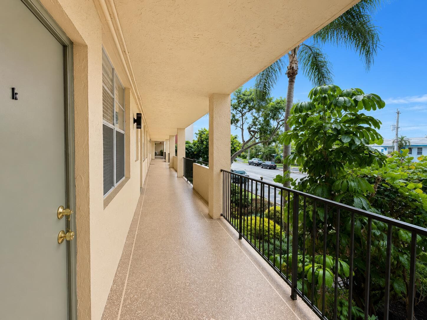 2400 NE 10TH Street # 205, Pompano Beach, FL 33062 photo 2