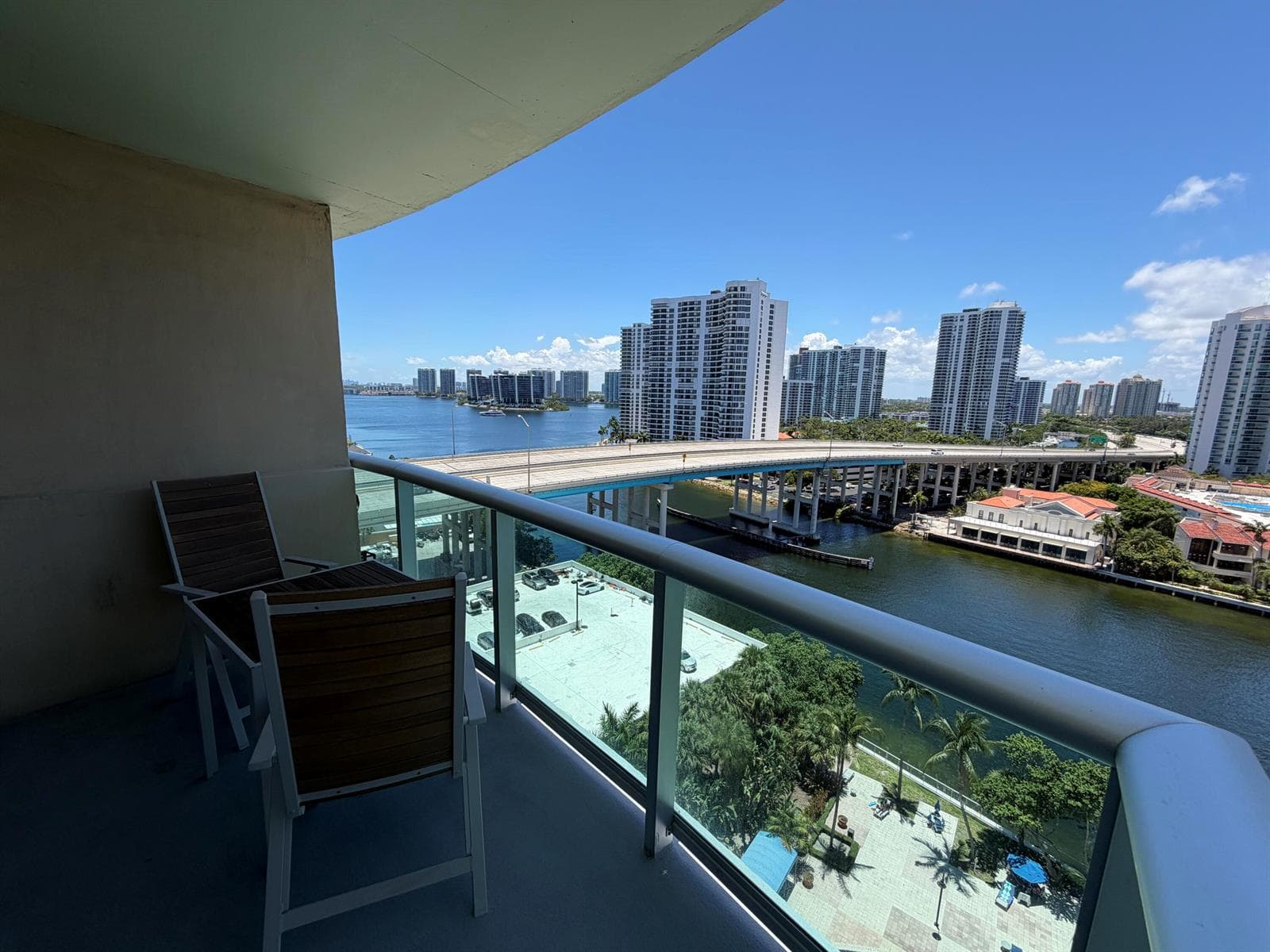 19390 COLLINS Avenue # 1405, Sunny Isles Beach, FL 33160 photo 2