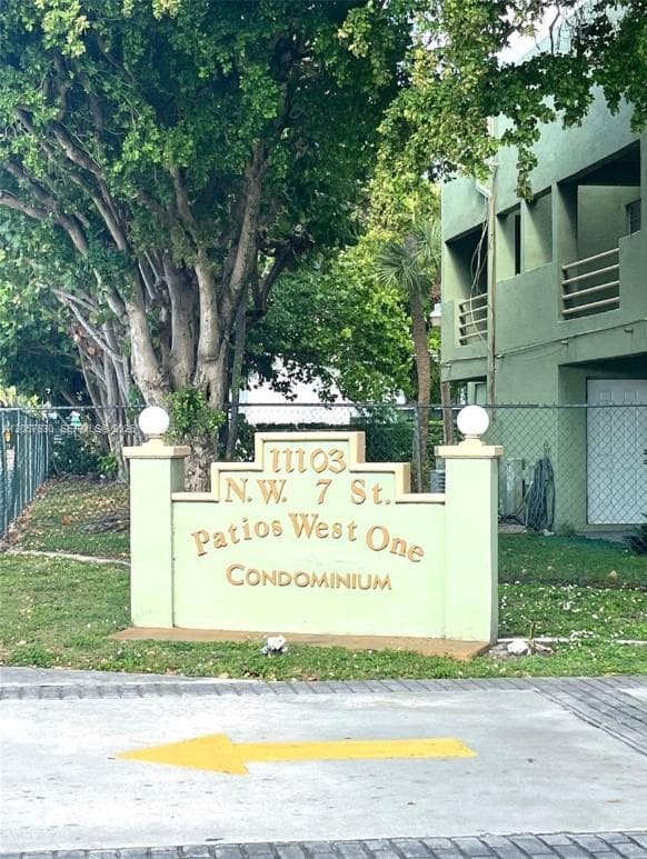 11103 NW 7th St # 202-2, Miami, FL 33172 photo 2
