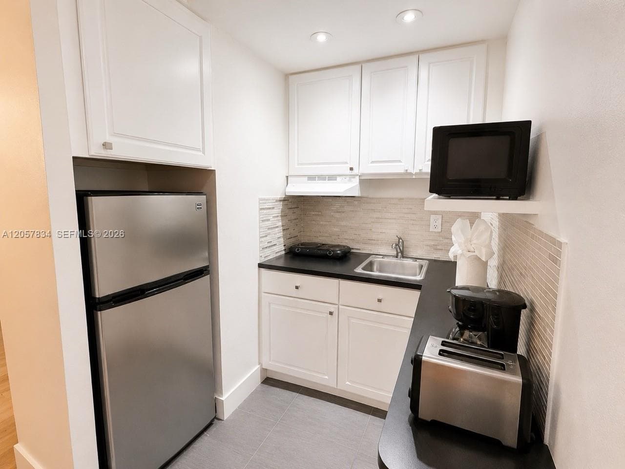 3025 Indian Creek Dr # 204, Miami Beach, FL 33140 photo 2