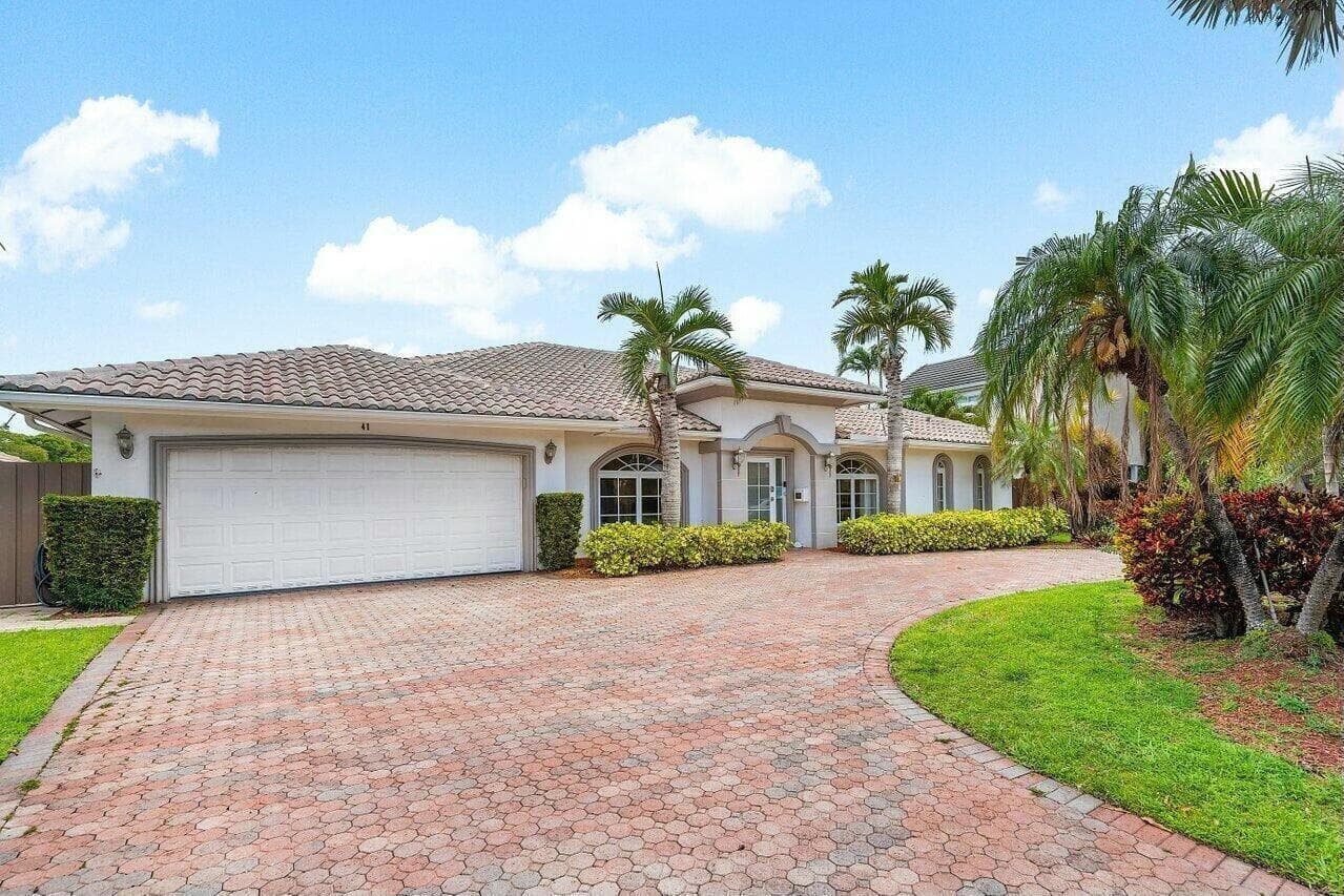 41 Castle Harbor Isle Drive, Fort Lauderdale, FL 33308 photo 2