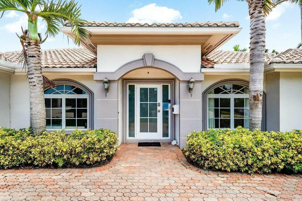 41 Castle Harbor Isle Drive, Fort Lauderdale, FL 33308 photo 3