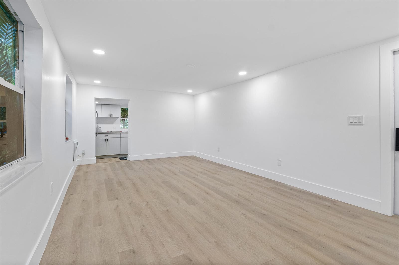 107 SW 4TH Avenue, Delray Beach, FL 33444 photo 4