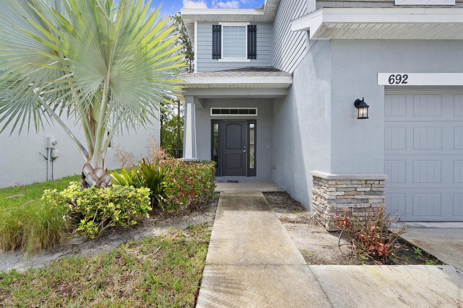 692 NE Turtleback Trail, Port St. Lucie, FL 34983 photo 5