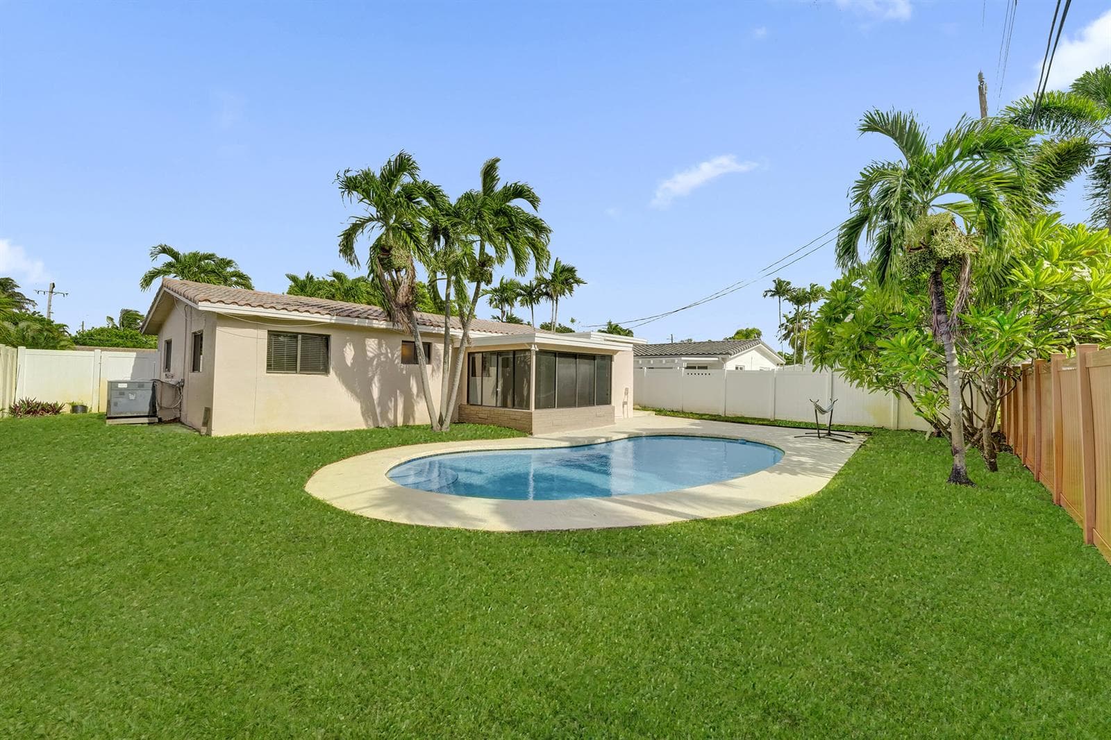 4360 NE 13th Avenue, Oakland Park, FL 33334 photo 3