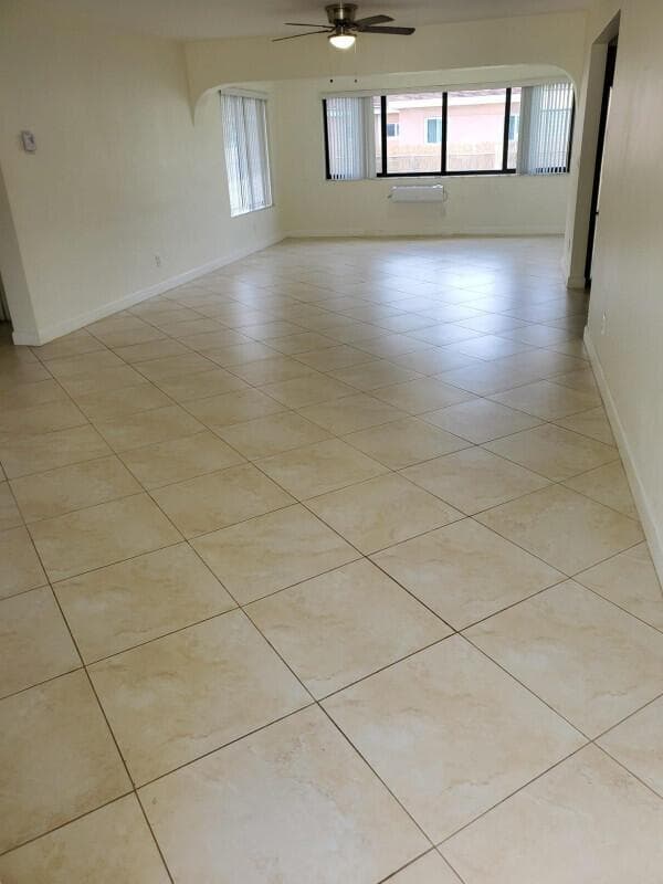 2460 NE 215th Street, Miami, FL 33180 photo 5