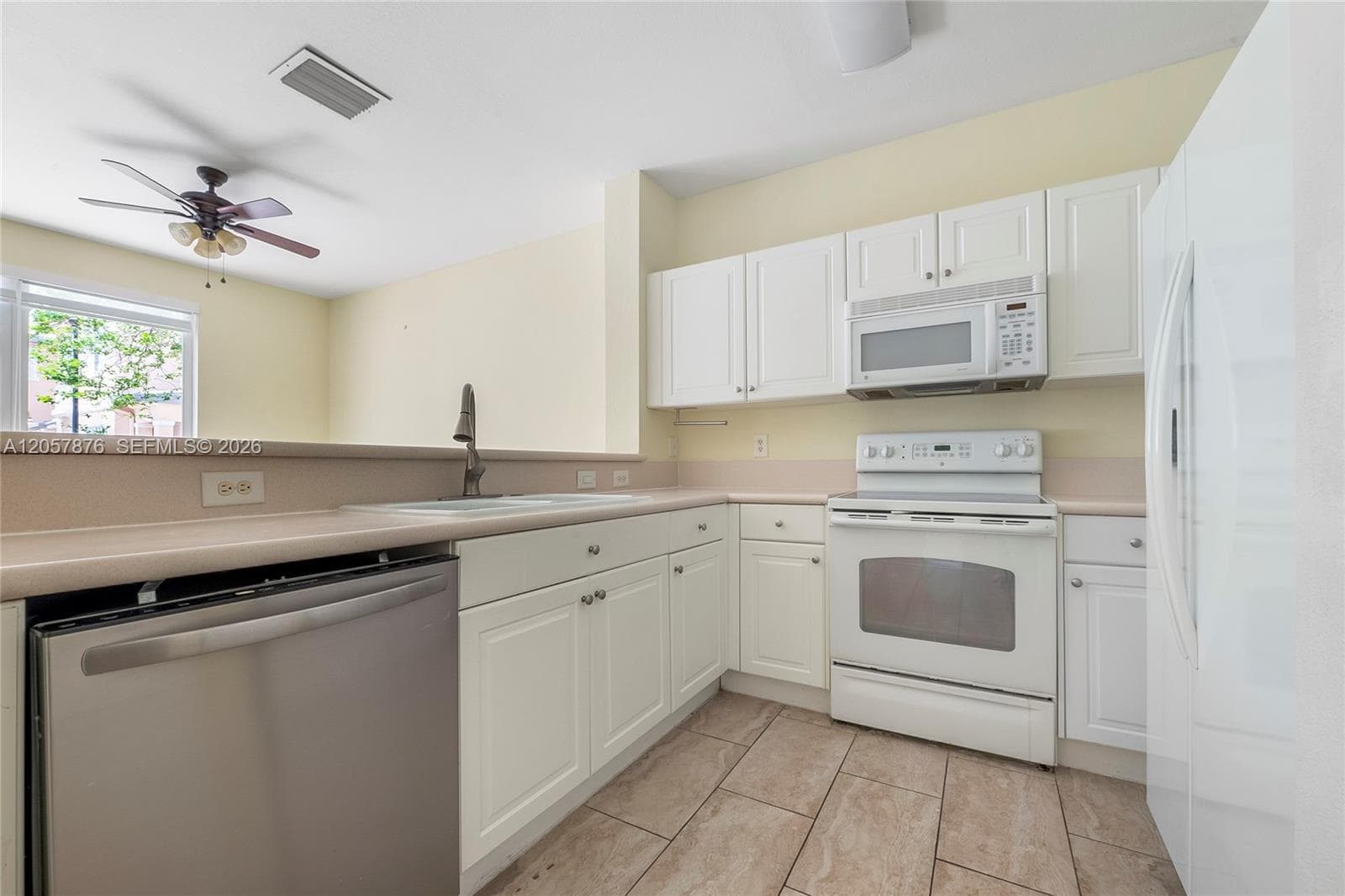 230 SE 29th Ave # 1, Homestead, FL 33033 photo 5