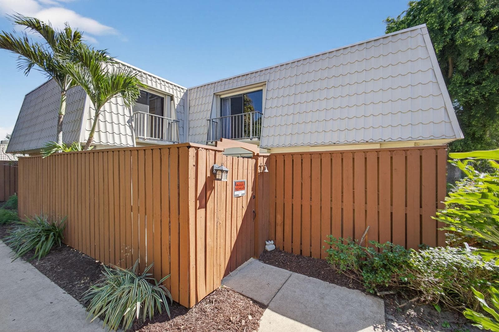 1700 Embassy Drive # 103, West Palm Beach, FL 33401 photo 2