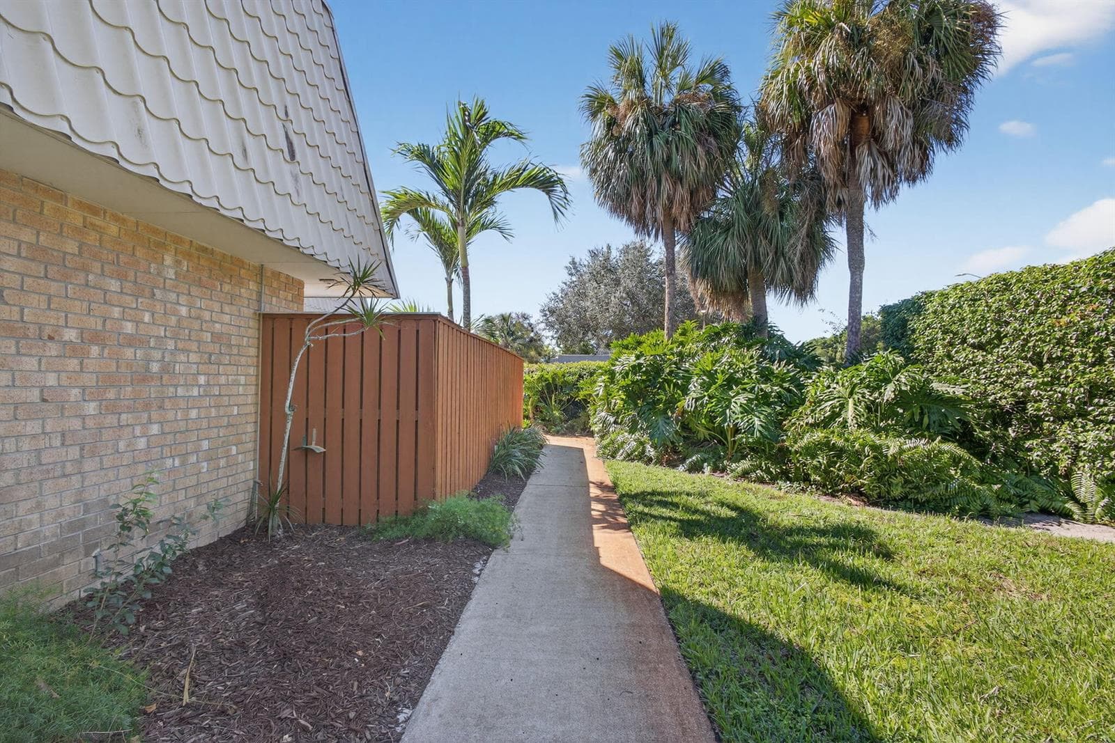 1700 Embassy Drive # 103, West Palm Beach, FL 33401 photo 3