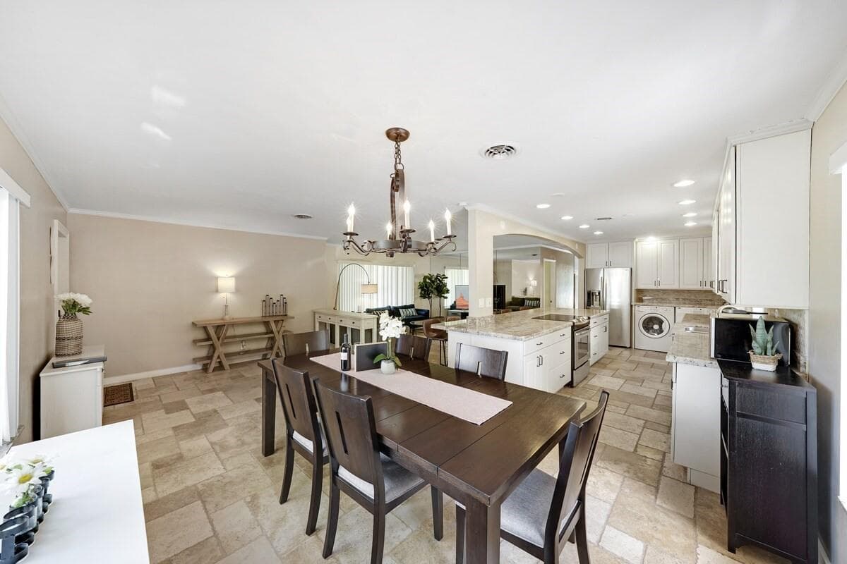 332 NW 26TH Court, Wilton Manors, FL 33311 photo 5