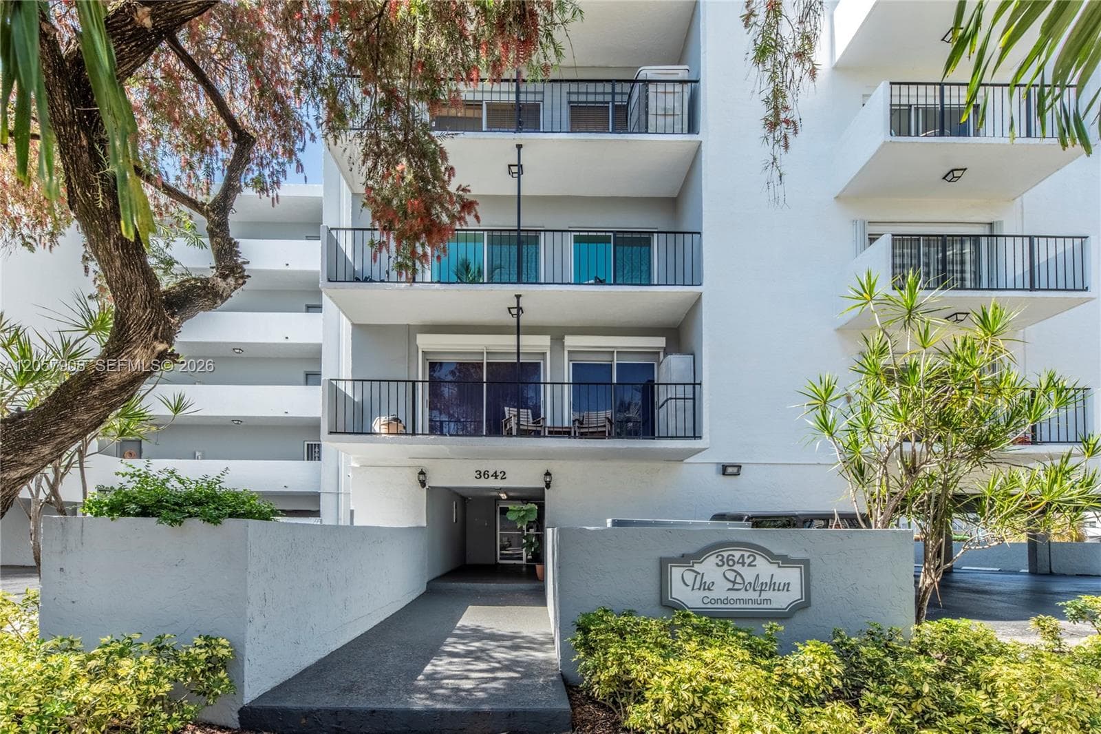 3642 NE 171st St # 305, North Miami Beach, FL 33160 photo 3
