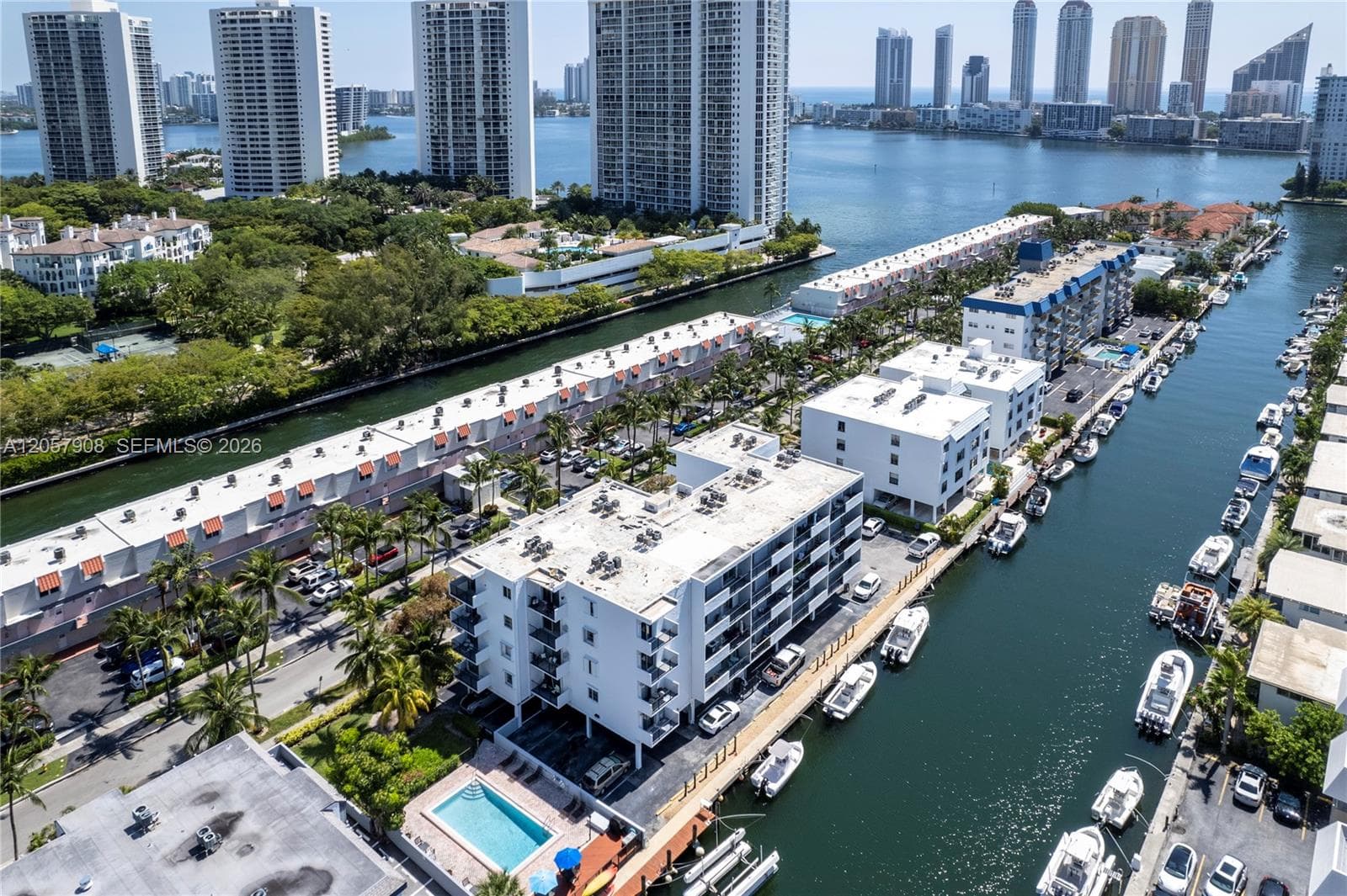 3642 NE 171st St # 305, North Miami Beach, FL 33160