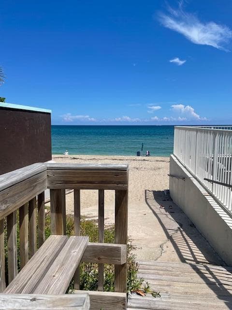 3500 S Ocean Boulevard # 303, South Palm Beach, FL 33480 photo 2