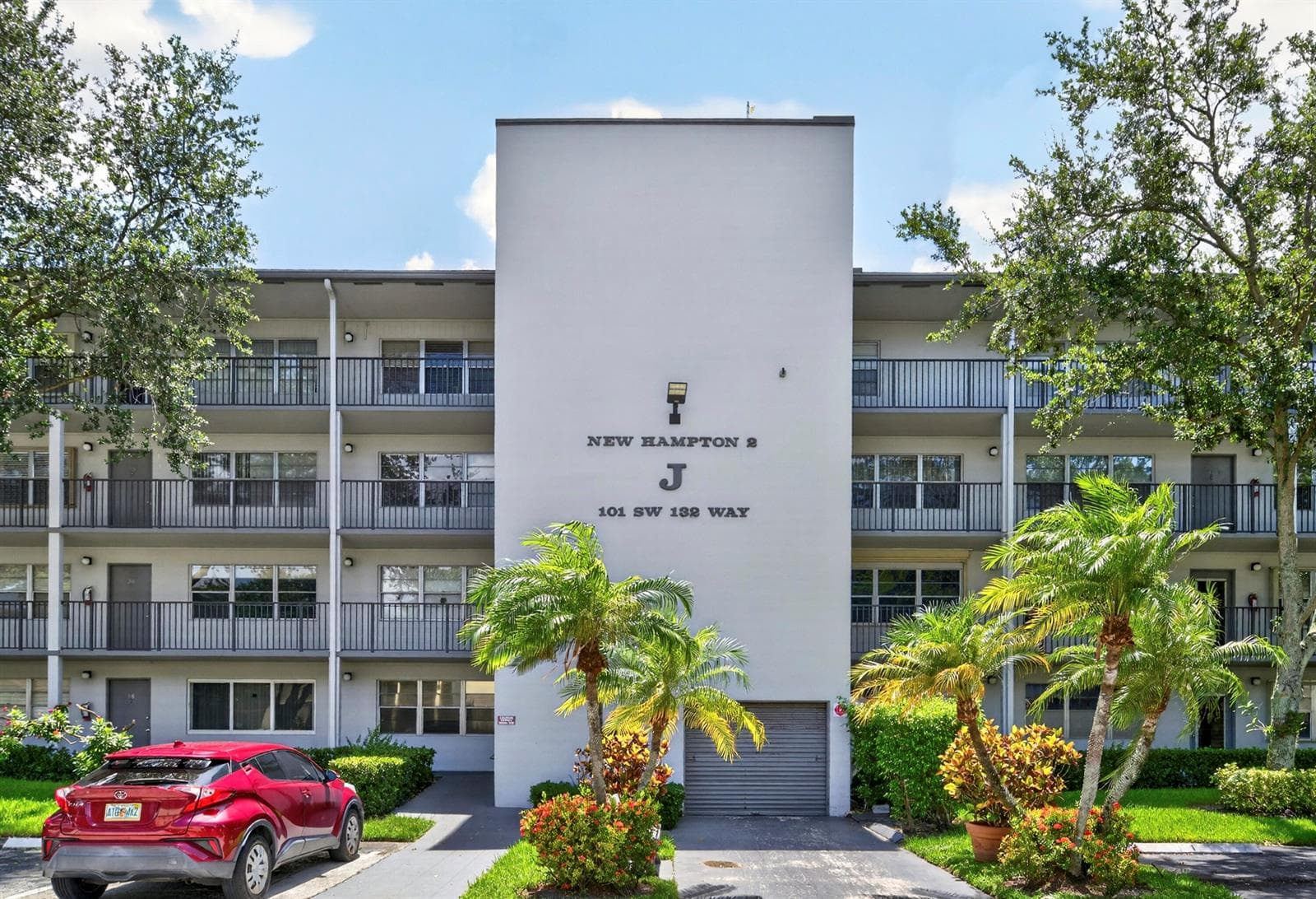 101 SW 132nd Way # 215J, Pembroke Pines, FL 33027 photo 2