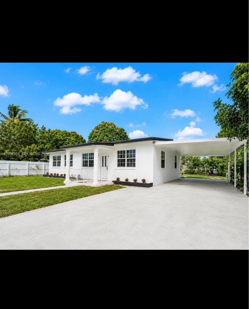 18045 NW 2nd Pl, Miami Gardens, FL 33169