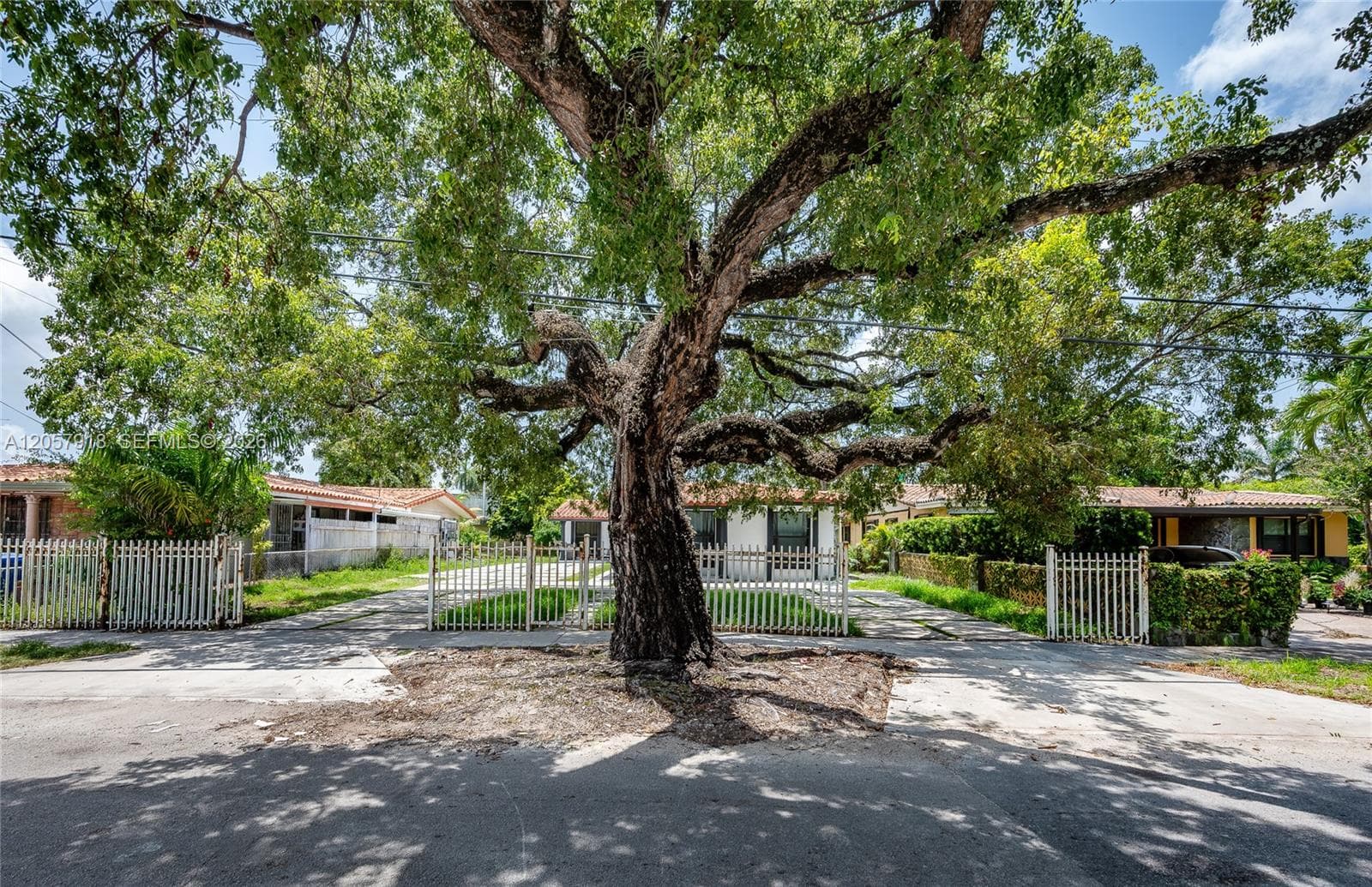 3000 NW 13th st, Miami, FL 33125 photo 4