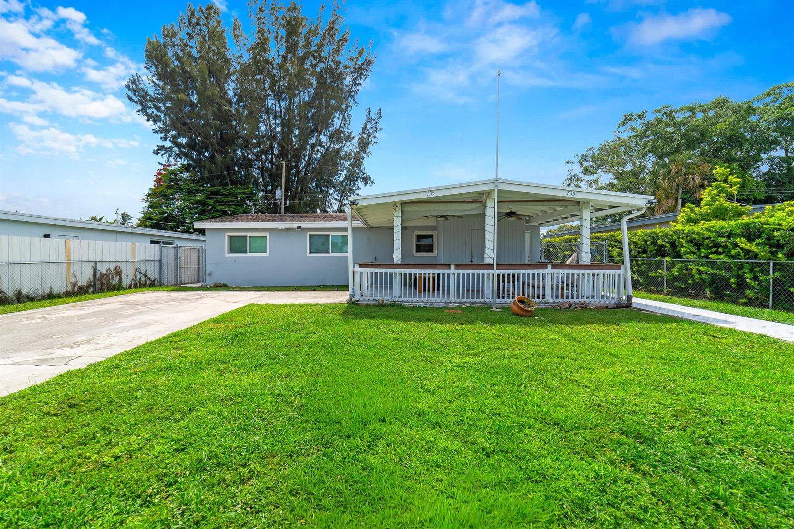 735 Hibiscus Drive, Royal Palm Beach, FL 33411