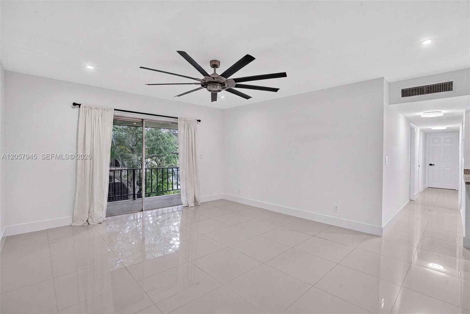 13707 SW 91st Ct # Apt G, Miami, FL 33176 photo 4