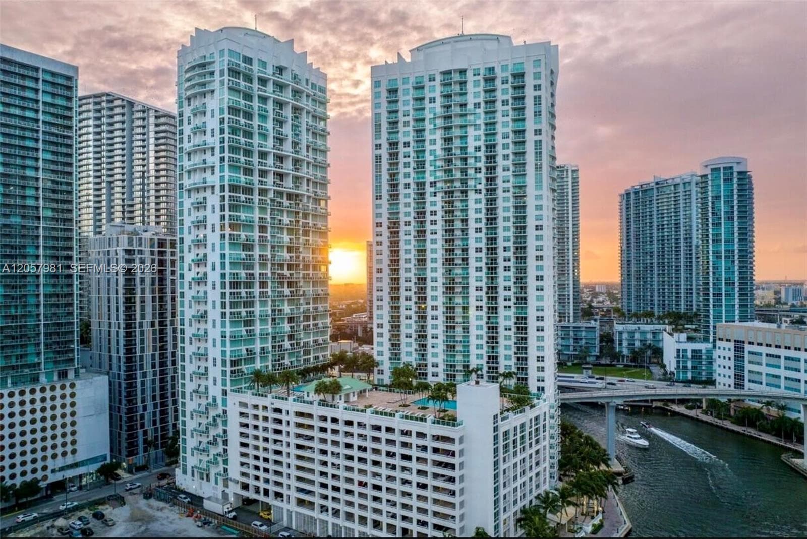 41 SE 5th St # 2407, Miami, FL 33131