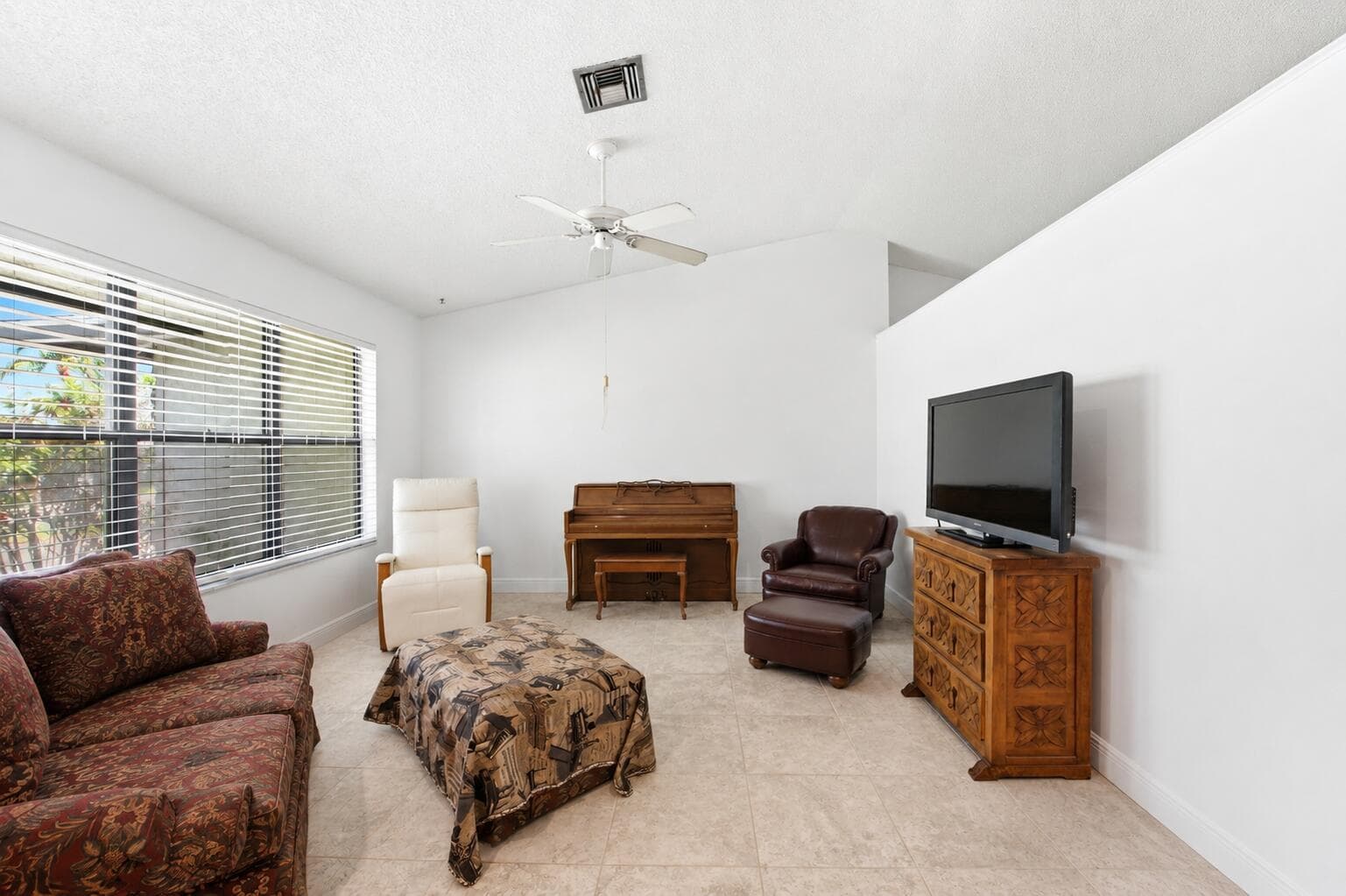1081 Palama Way, Lantana, FL 33462 photo 4