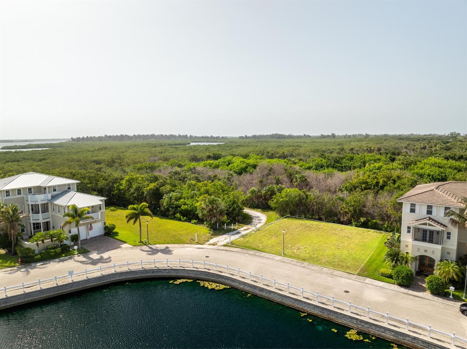 156 Ocean Estates Drive, Hutchinson Island, FL 34949 photo 3