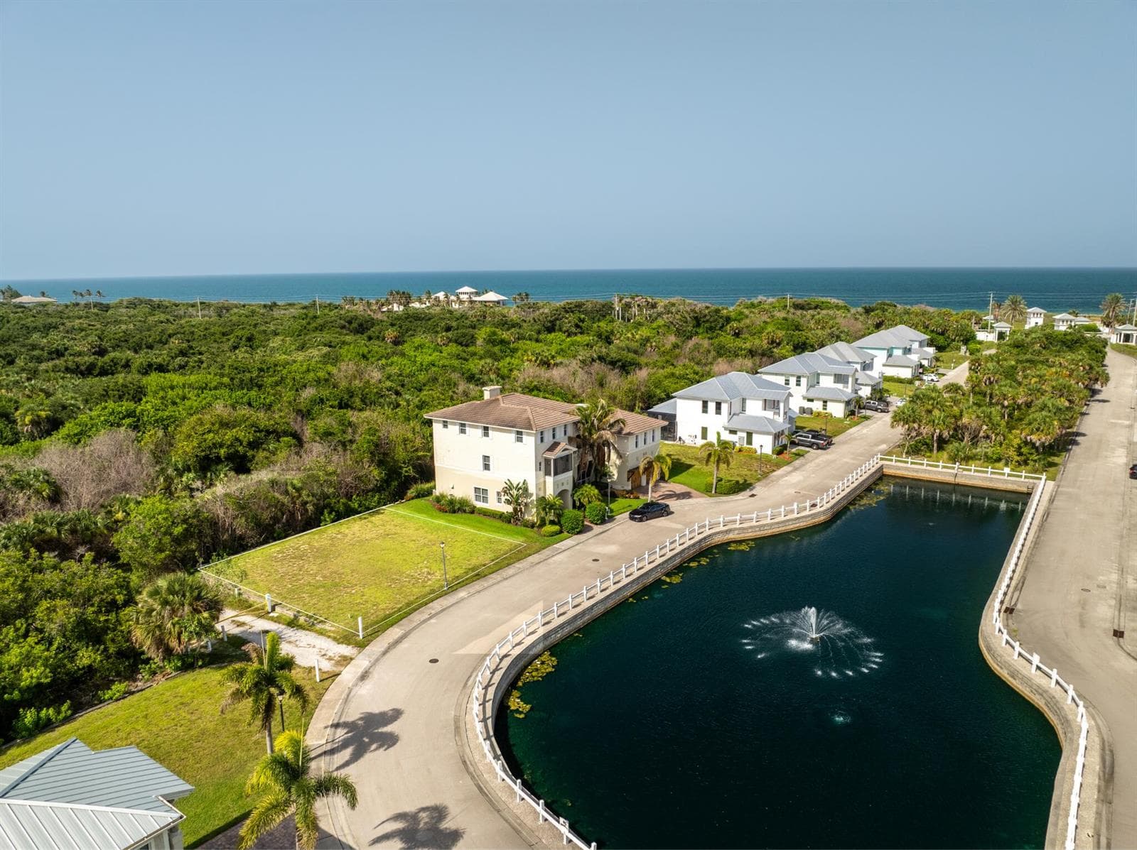156 Ocean Estates Drive, Hutchinson Island, FL 34949 photo 4