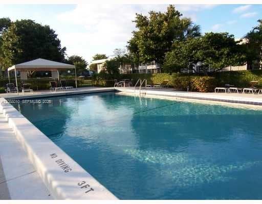 4000 N Cypress Dr # 205, Pompano Beach, FL 33069 photo 3