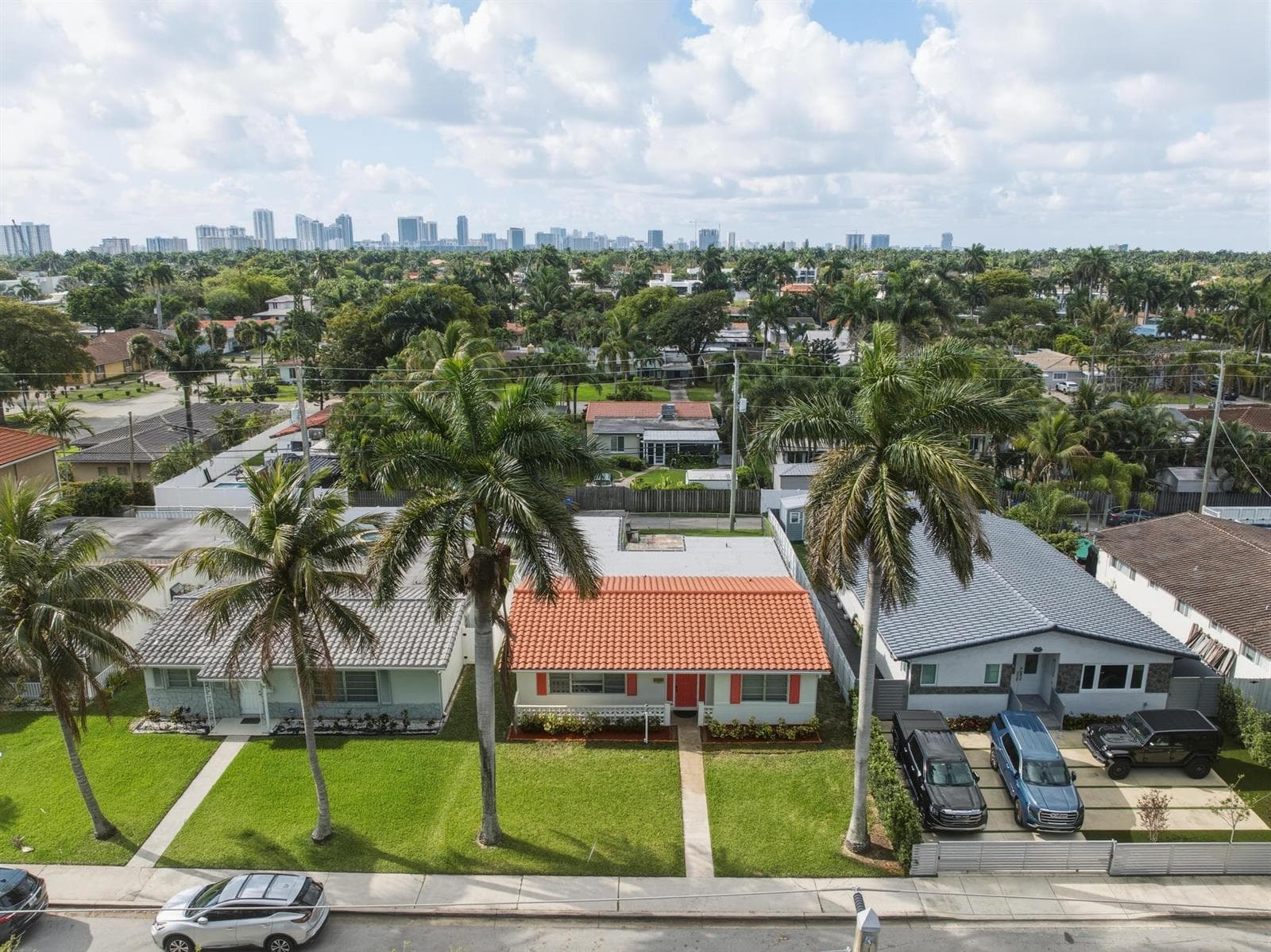 1114 Johnson Street, Hollywood, FL 33019 photo 2