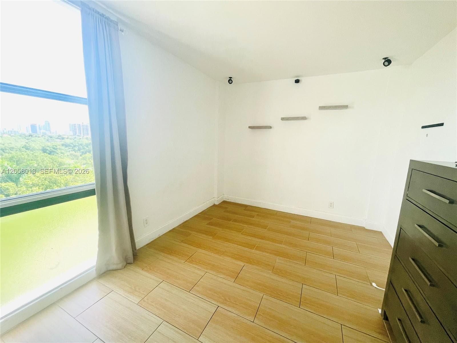3301 N Country Club Dr # 712, Aventura, FL 33180 photo 4
