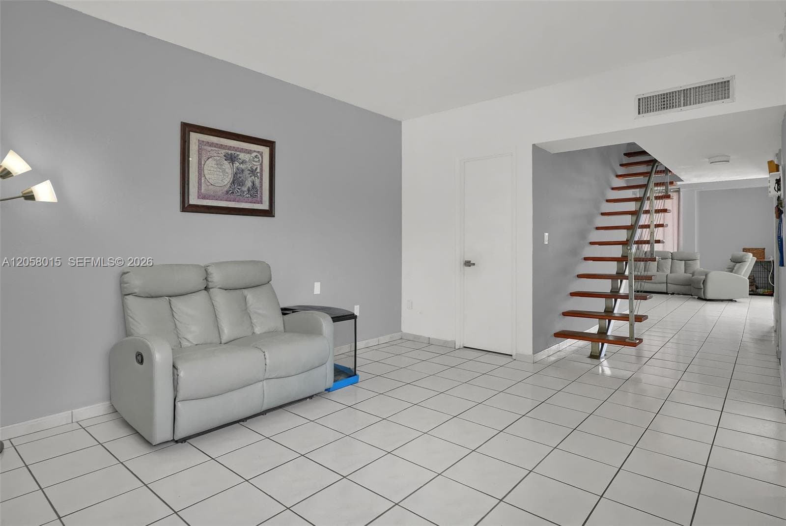 9177 Fontainebleau Blvd # 3, Miami, FL 33172 photo 3