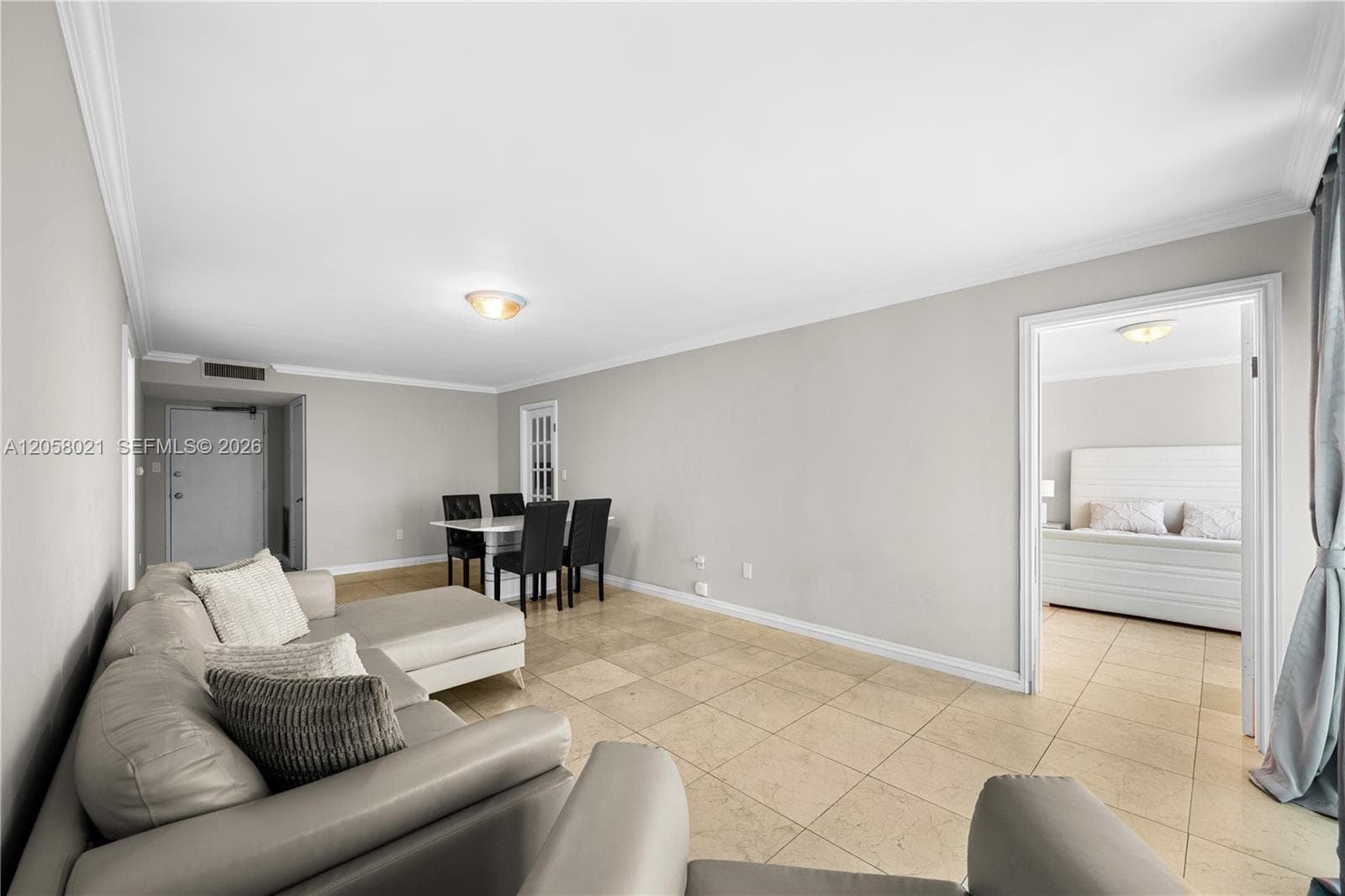 18011 Biscayne Blvd # 902, Aventura, FL 33160 photo 5