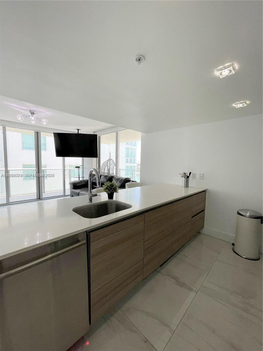 6620 Indian Creek Dr # 301, Miami Beach, FL 33141 photo 3