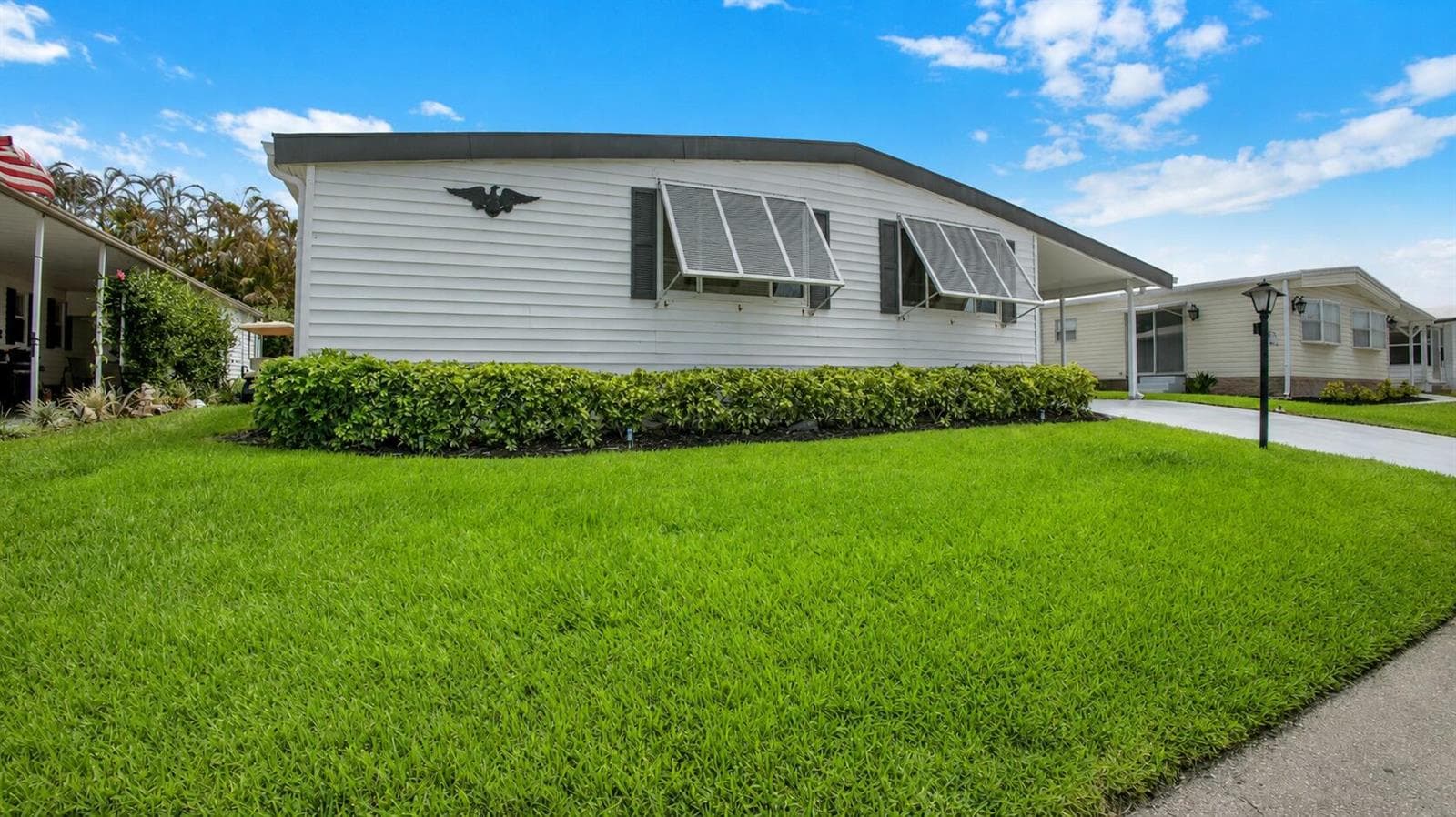 140 NE Pinelake Village Boulevard, Jensen Beach, FL 34957 photo 4
