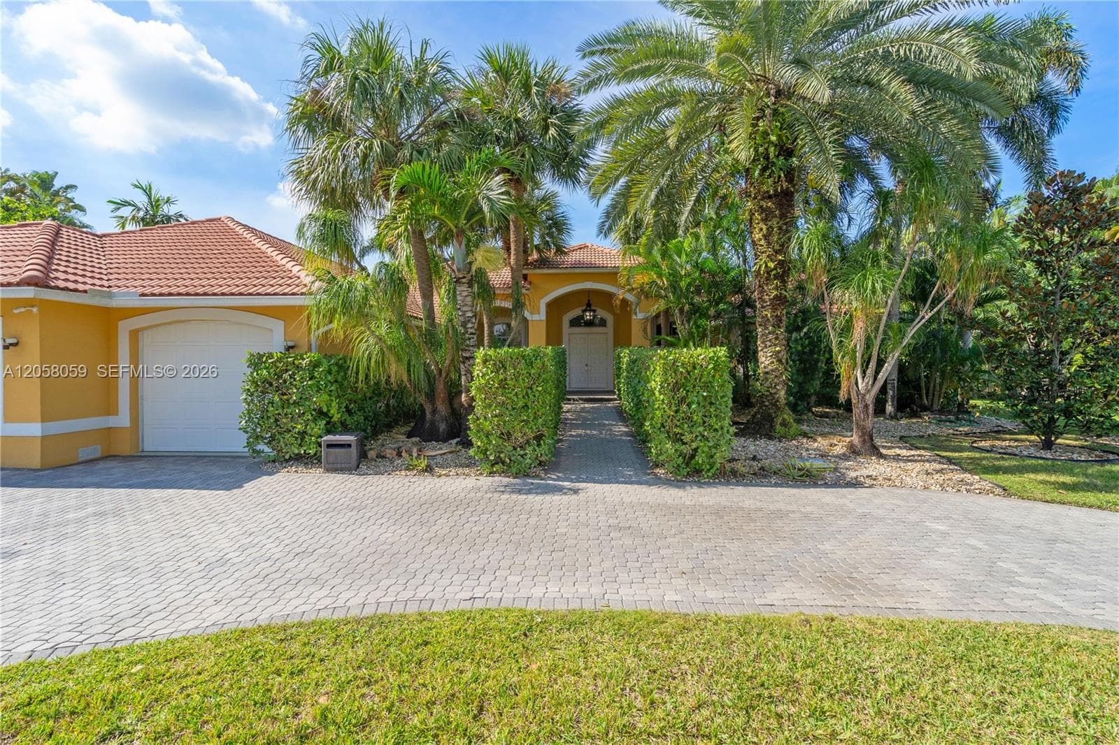 2161 SW 131st Ter, Davie, FL 33325 photo 5