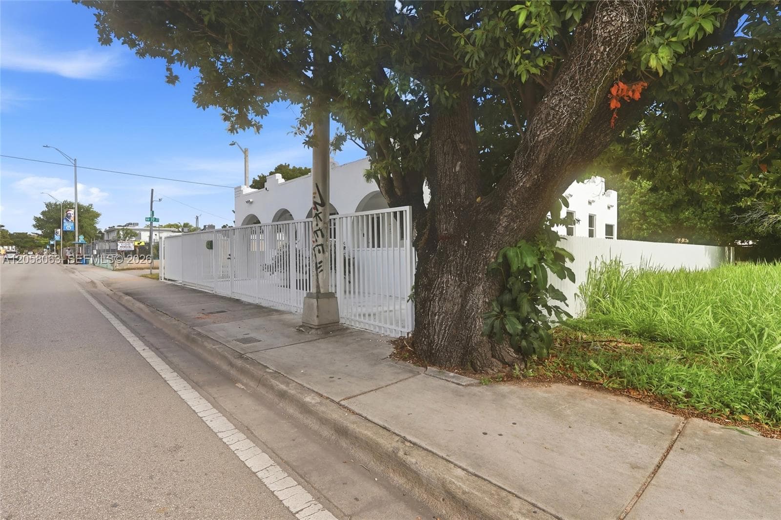 1909 NW 62nd St, Miami, FL 33147 photo 4