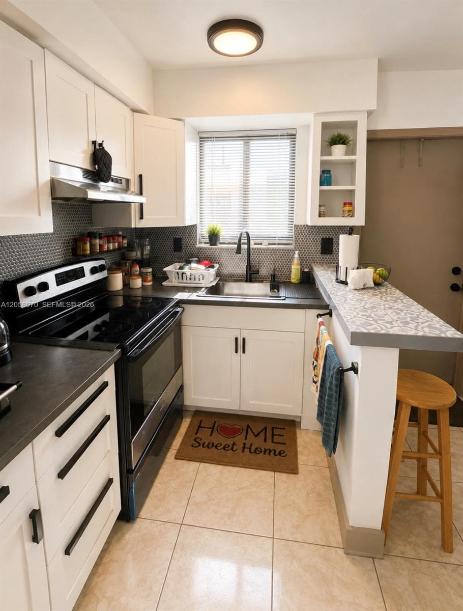 615 NE 7th St # 7, Hallandale Beach, FL 33009 photo 3