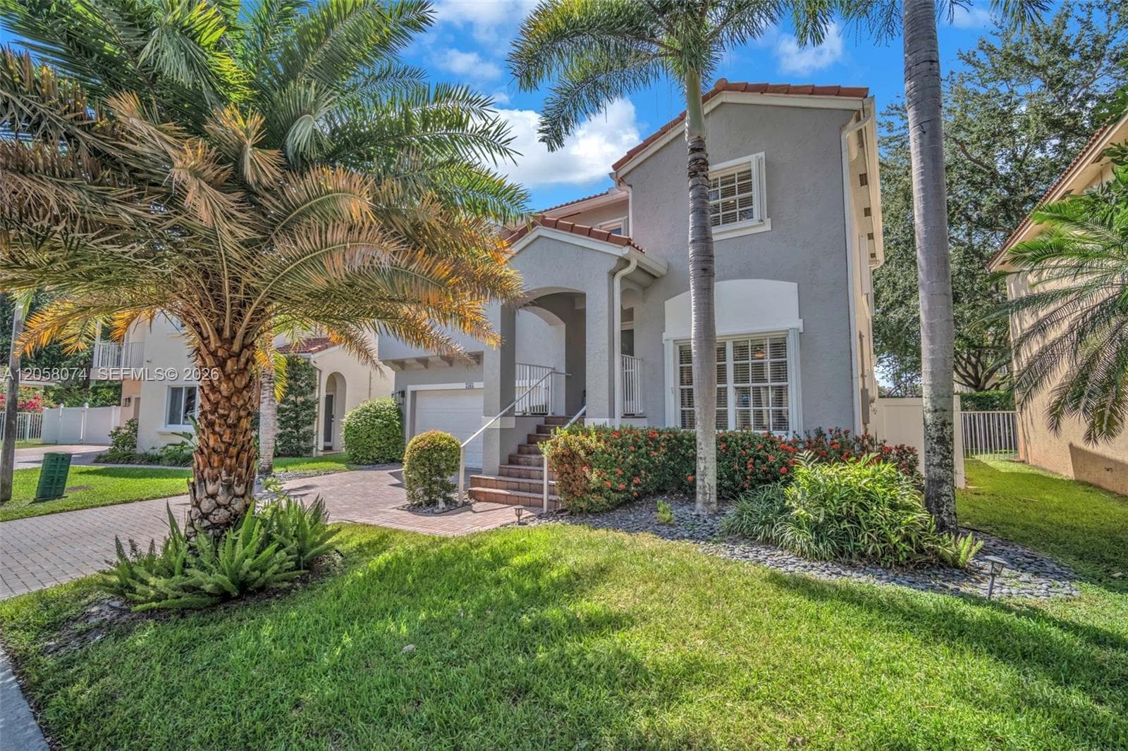 7565 NW 19th Dr, Pembroke Pines, FL 33024 photo 3